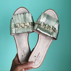 Kate Spade New York Brie metallic chain sandal